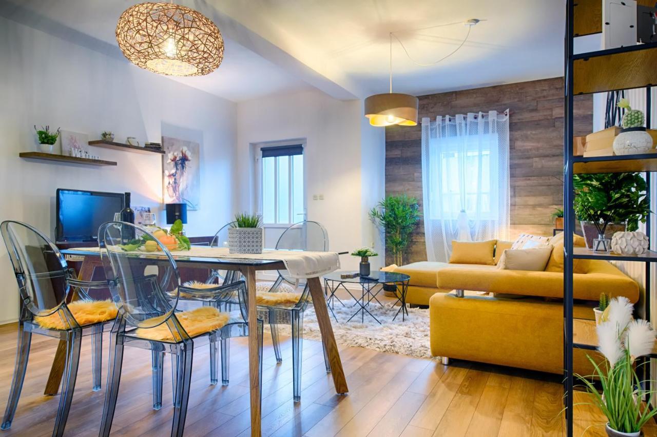 Apartments Dubra Komiža Buitenkant foto